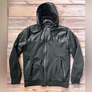 Men's Sleek Black Jacket w/ Furry liner